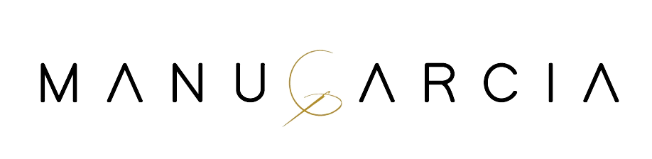 manu garcia logo marca de vestidos de novia